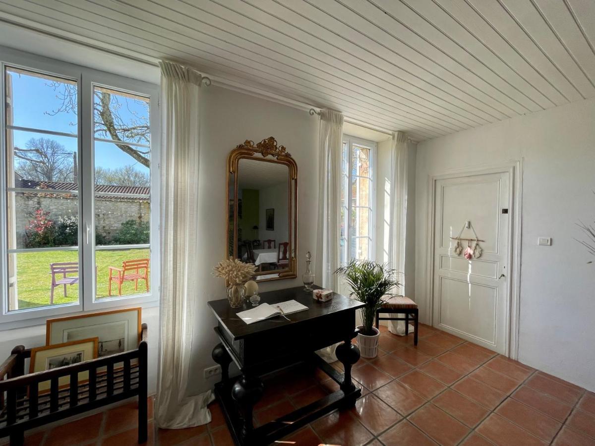 La Vigne D'Or Bed & Breakfast Teuillac Luaran gambar