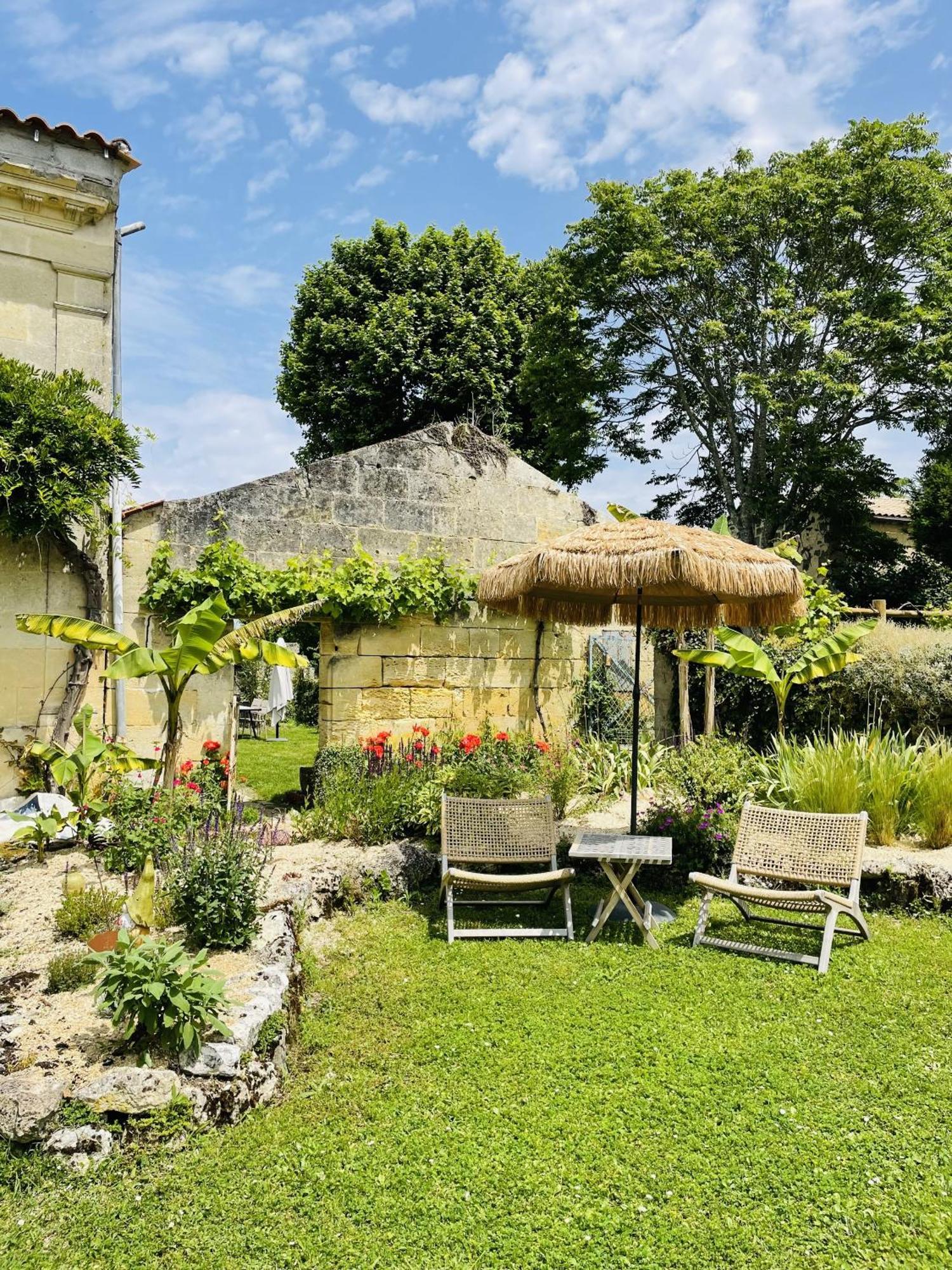 La Vigne D'Or Bed & Breakfast Teuillac Luaran gambar