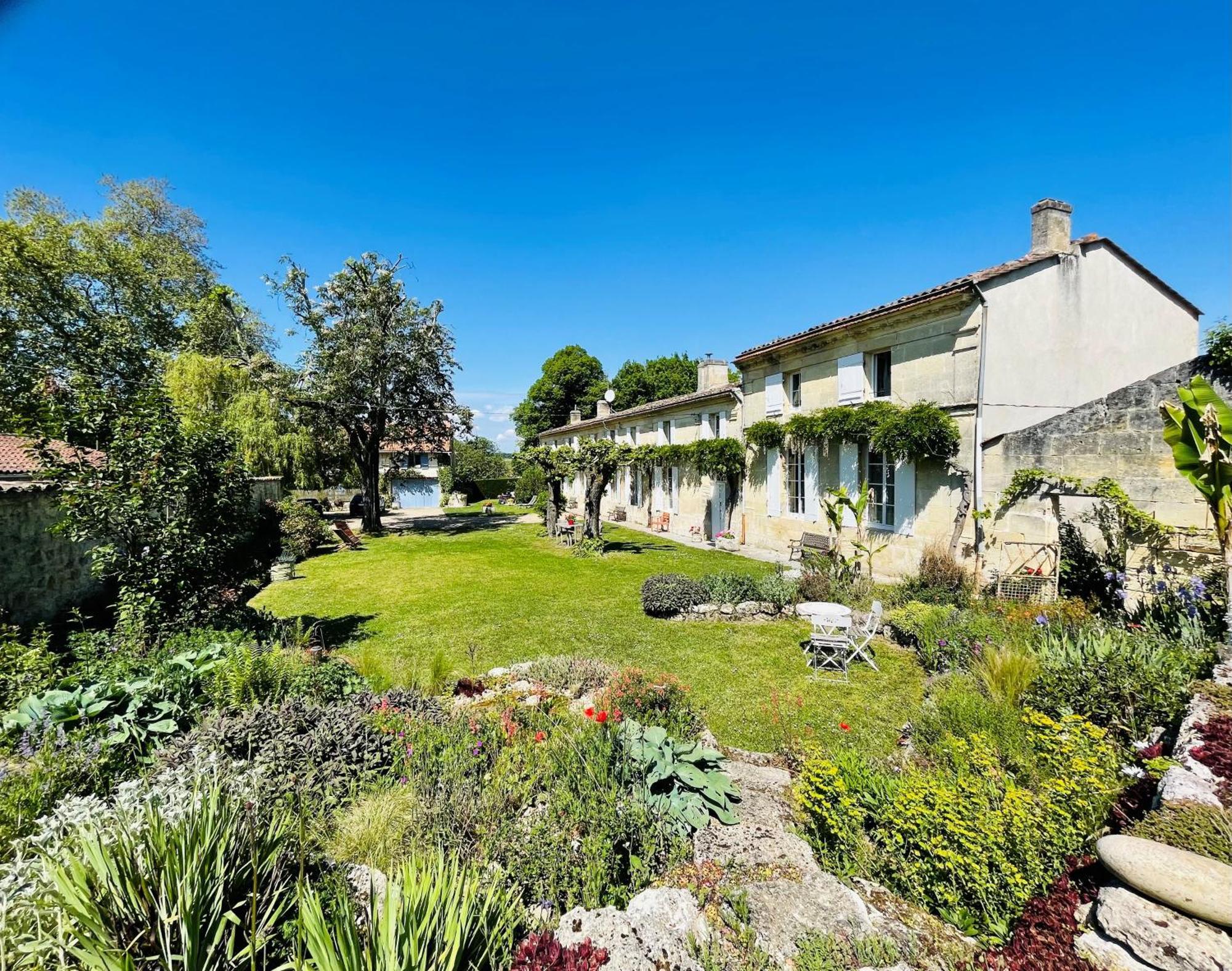 La Vigne D'Or Bed & Breakfast Teuillac Luaran gambar